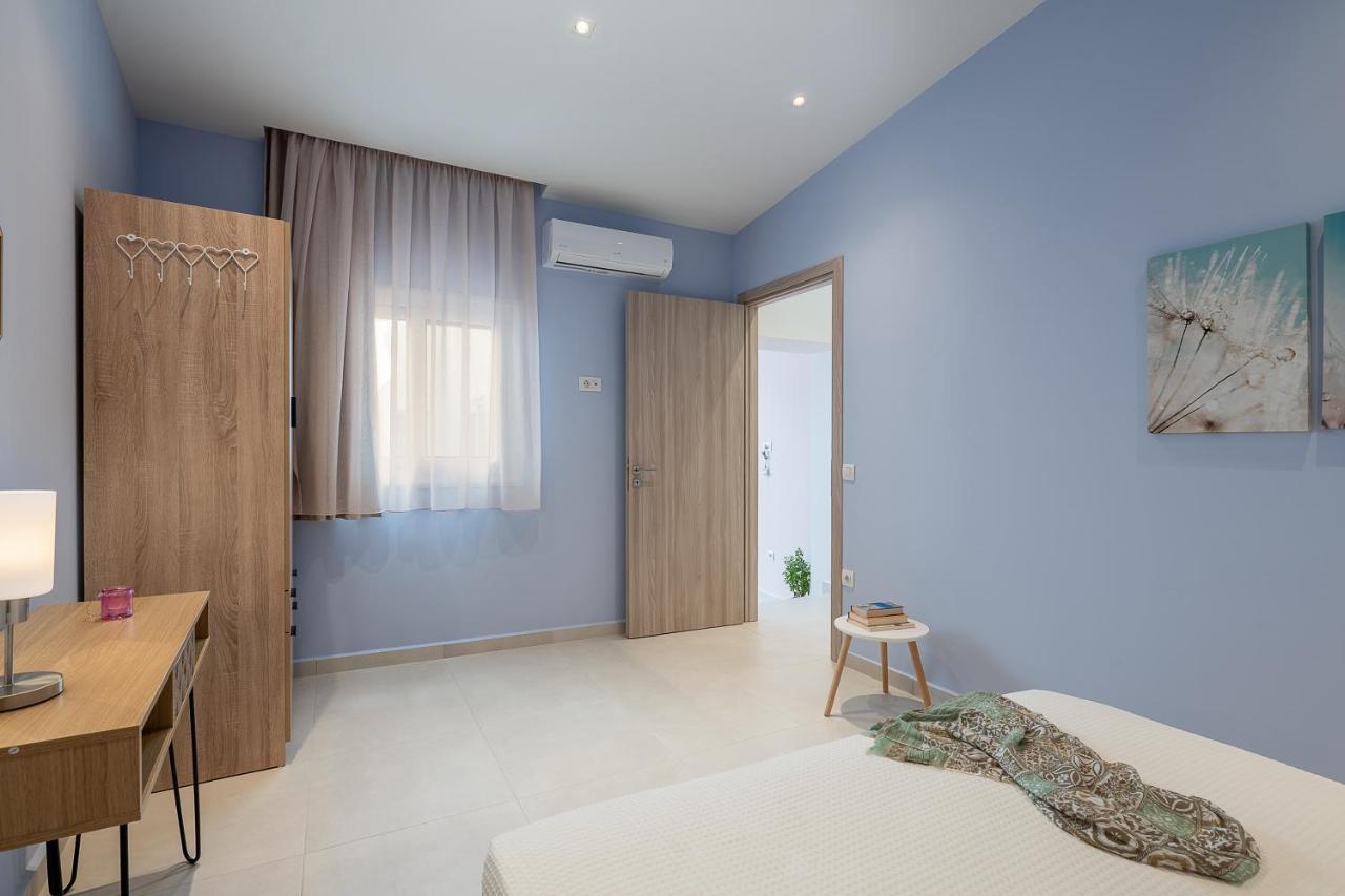 M City Apartments 100M From The Beach Hriszí Aktí Haniá Kültér fotó