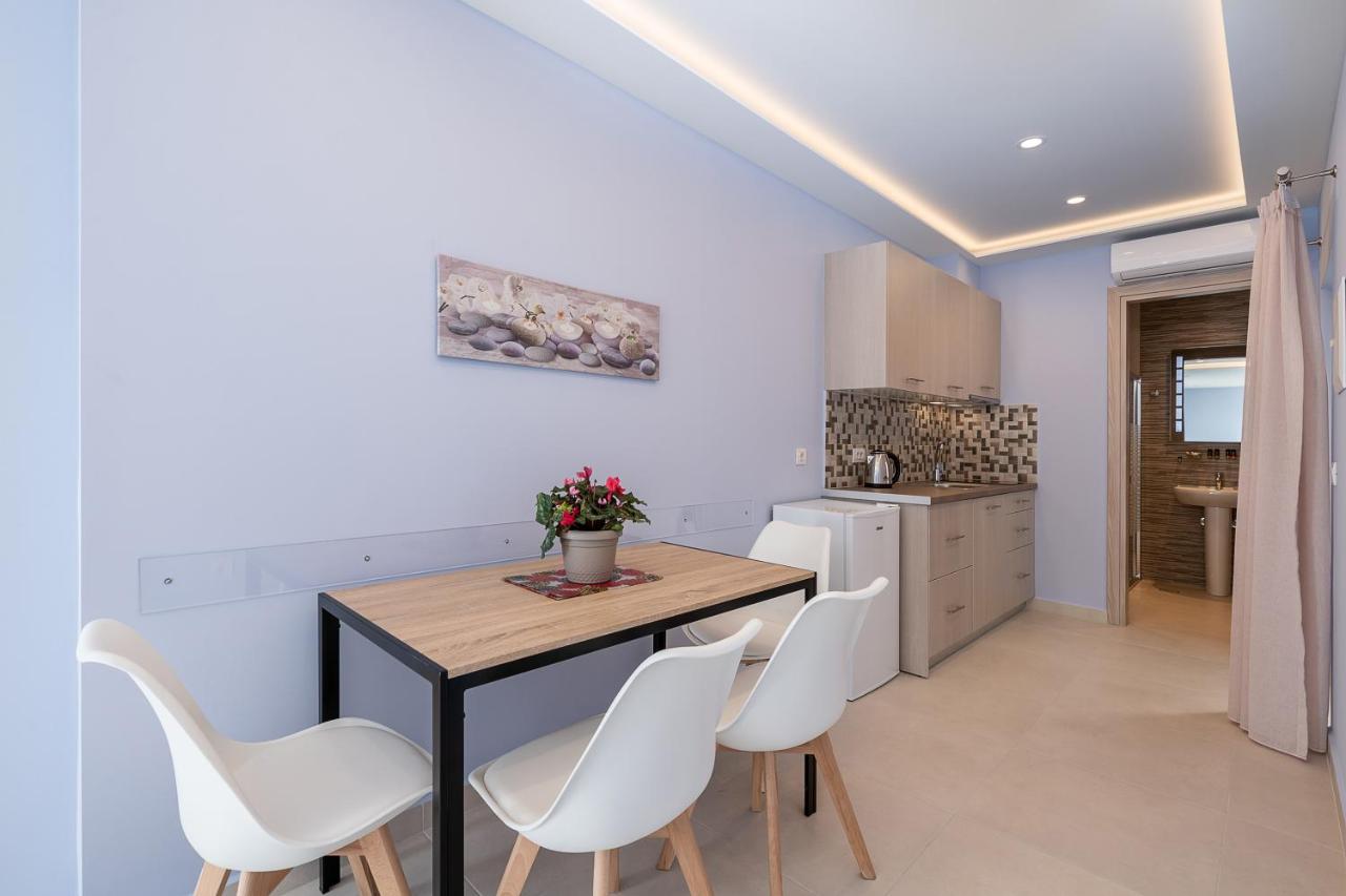 M City Apartments 100M From The Beach Hriszí Aktí Haniá Kültér fotó