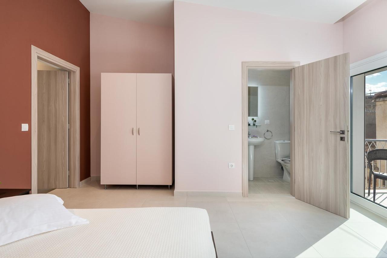M City Apartments 100M From The Beach Hriszí Aktí Haniá Kültér fotó