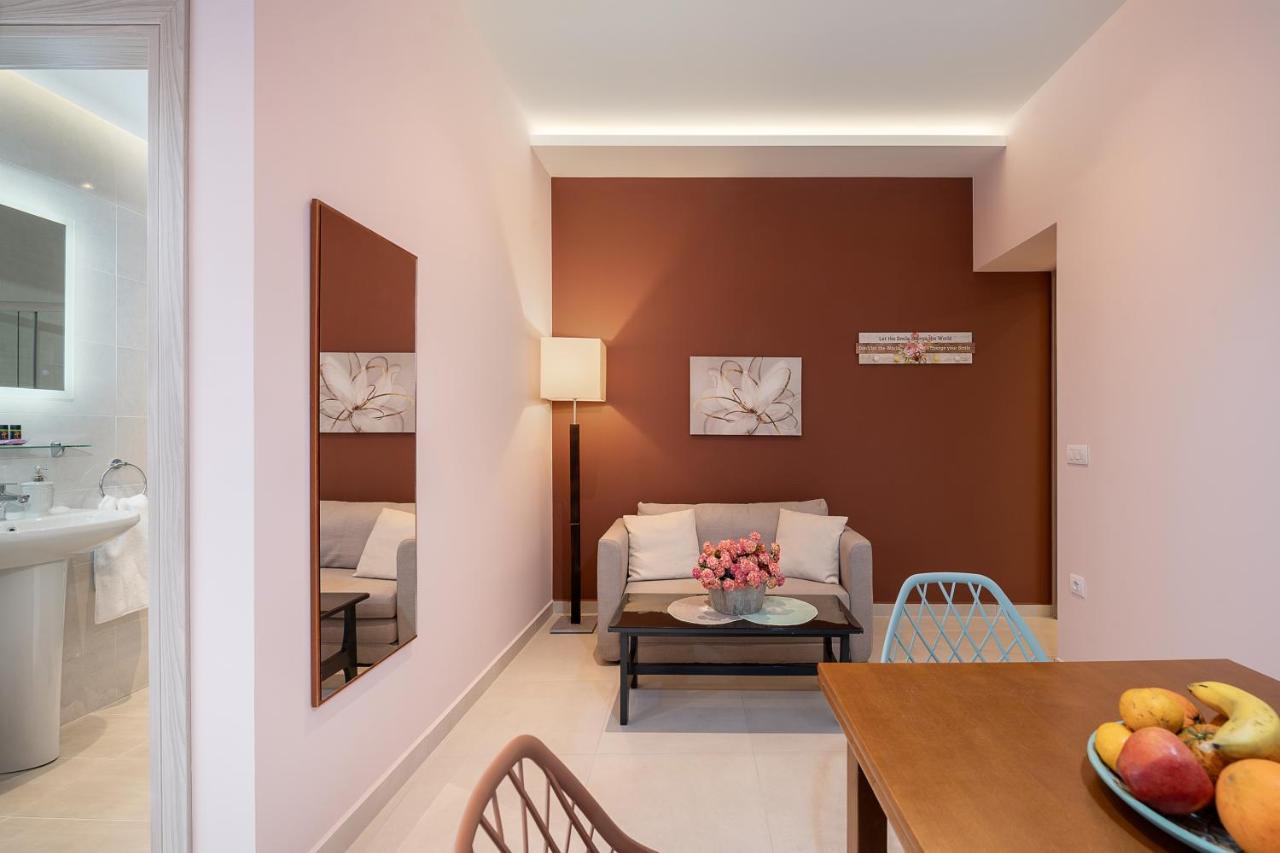 M City Apartments 100M From The Beach Hriszí Aktí Haniá Kültér fotó