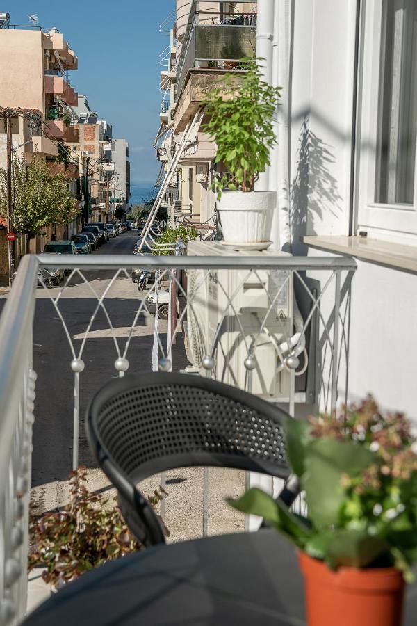 M City Apartments 100M From The Beach Hriszí Aktí Haniá Kültér fotó