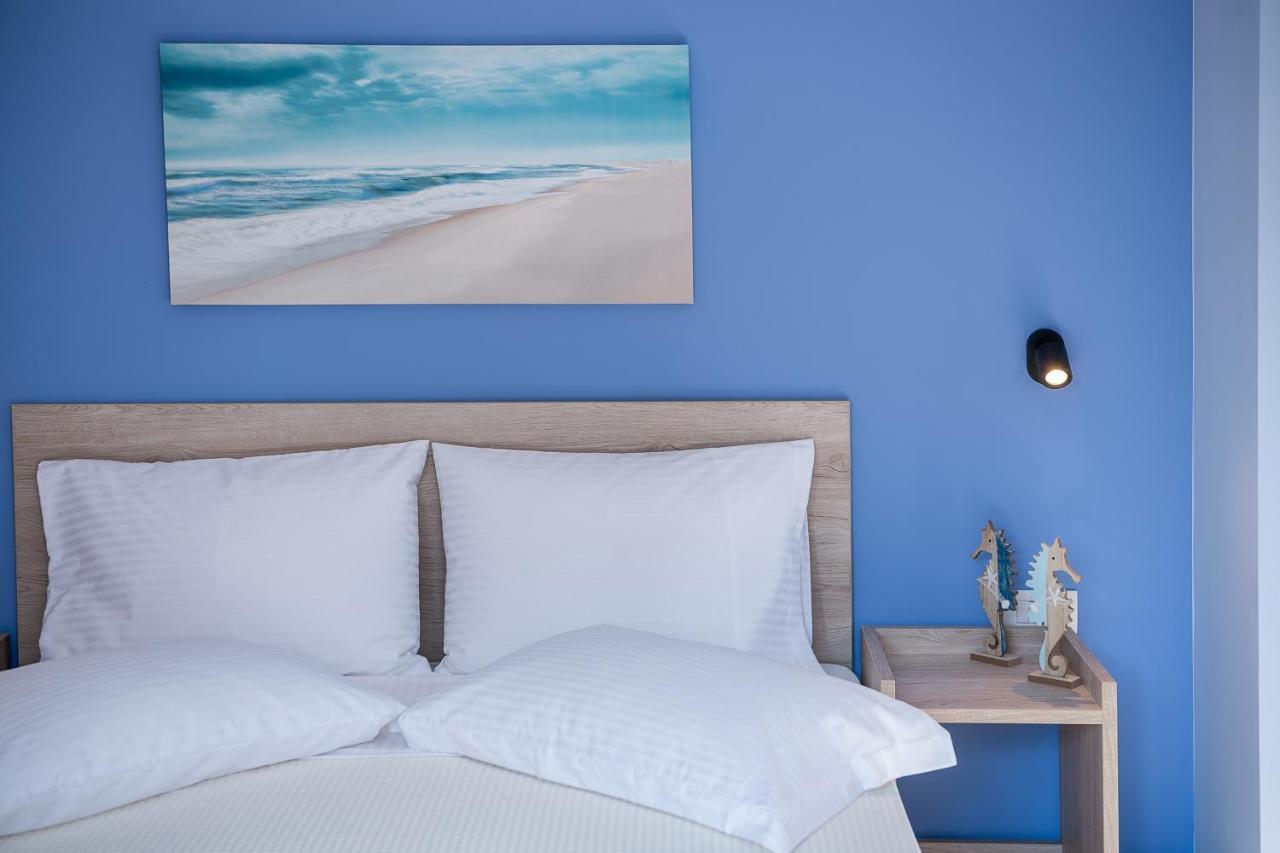 M City Apartments 100M From The Beach Hriszí Aktí Haniá Kültér fotó