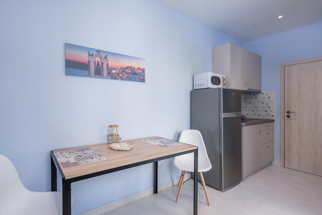 M City Apartments 100M From The Beach Hriszí Aktí Haniá Kültér fotó